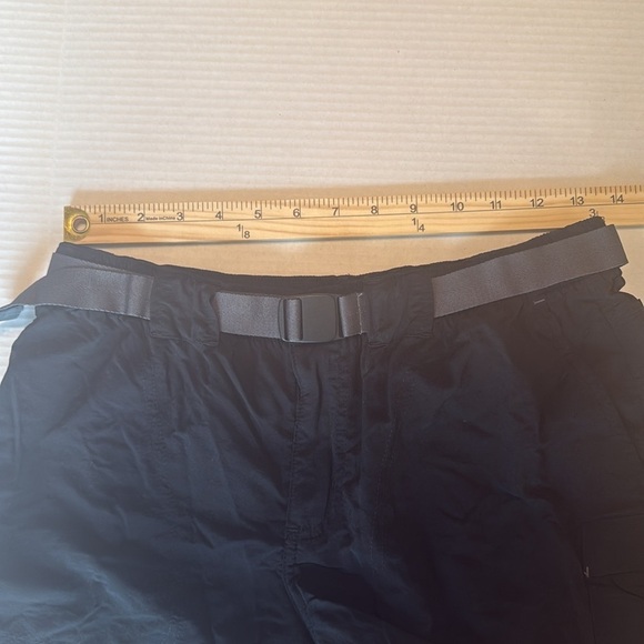 Columbia Sandy River Cargo Shorts for Ladies Black Size S - Picture 6 of 14